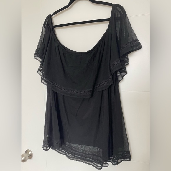 Sheer black off the shoulder flowy top - Picture 2 of 4